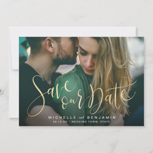 Moderne Goldskript-Foto Hochzeit speichern das Dat Save The Date (Vorderseite)