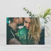 Moderne Goldskript-Foto Hochzeit speichern das Dat Save The Date (Stehend Vorderseite)