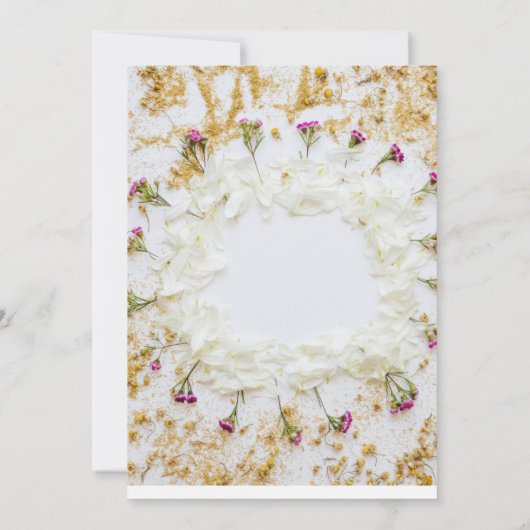 Moderne goldweiße Blume | 18. Geburtstag Einladung (Rückseite)