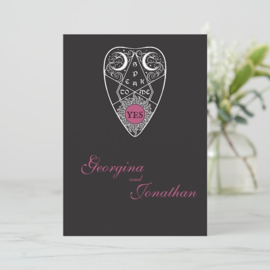 Moderne gotische Planchette-Hochzeit Einladung (Stehend Vorderseite)