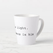 Moderne Gott ist Licht Latte Tasse (Rechte Ecke)