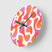 Moderne Gradient-Blobs in Rosa und Orange Runde Wanduhr (Winkel)