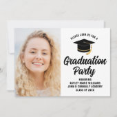 Moderne Graduate Foto Black Text Graduation Party Einladung (Vorderseite)