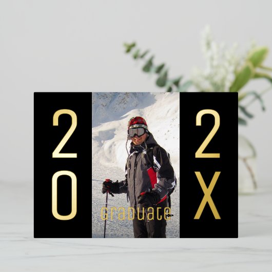 Moderne Graduate Foto Graduation Party Gold Folieneinladung (Stehend vorne)