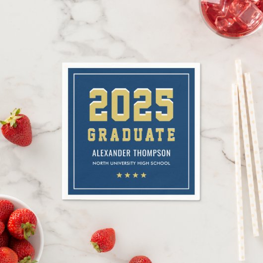 Moderne Graduate Gold Navy Graduation Party 2025 Serviette (Beispiel)