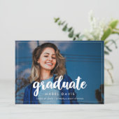 Moderne Graduiertenparty Foto Einladung (Stehend Vorderseite)
