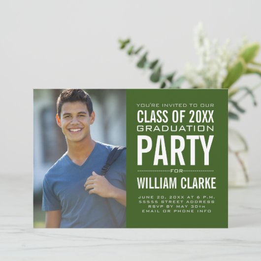 Moderne Graduierungspartei Einladung (Stehend Vorderseite)