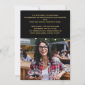 Moderne Graduierungsparty 3 Foto Schwarz und Gold Einladung (Rückseite)