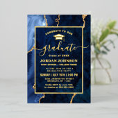 Moderne Graduierungsparty für Blaue Marmorplatte G Folieneinladung (Stehend vorne)