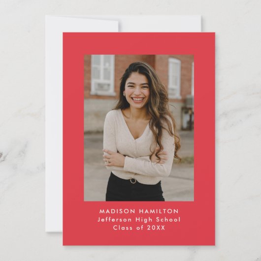 Moderne Graduierungsparty für Red Wavy Frame Foto Einladung (Rückseite)