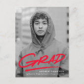 Moderne Grand Red Foto Graduation Party Einladungspostkarte (Vorderseite)