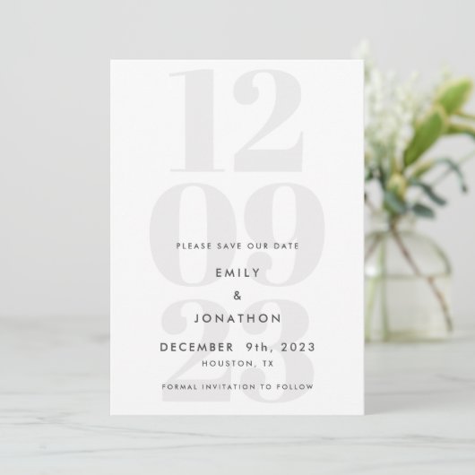 Moderne graue Datums-Typografie Save The Date (Stehend Vorderseite)