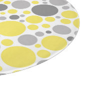 Moderne graue und gelbe Blasen Schneidebrett (Ecke)