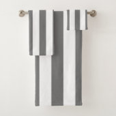 Moderne, graue und weiße Streifen Minimalistisch Badhandtuch Set (Insitu)