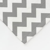 Moderne, graue und weiße Zickzack Zigzag Fleecedecke (Ecke)