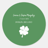 Moderne Green Irish Vierblättriges Kleeblatt Gastg Runder Aufkleber (Vorderseite)