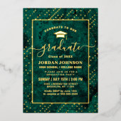 Moderne Grün-Marmor-Graduierungspartei Gold Folieneinladung (Vorderseite)
