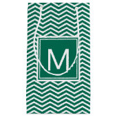 Moderne grüne Chevronen mit Monogramm Kleine Geschenktüte (Vorderseite)