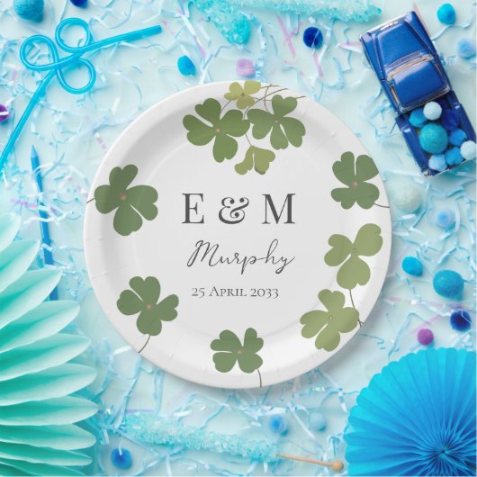 Moderne grüne Irische Leaf Clover Wedding Pappteller (Party)