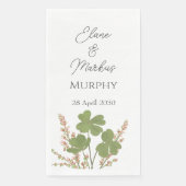 Moderne grüne Irische Leaf Clover Wedding Serviette (Vorderseite)
