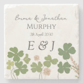 Moderne grüne Irische Leaf Clover Wedding Steinuntersetzer (Vorderseite)
