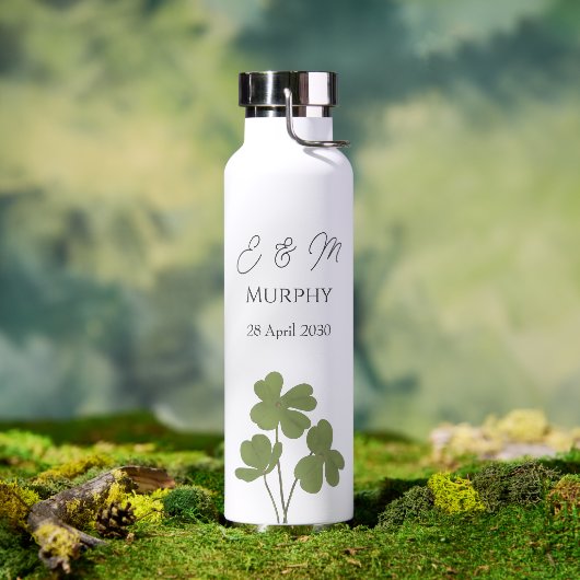 Moderne grüne Irische Leaf Clover Wedding Trinkflasche (Außenbereich)
