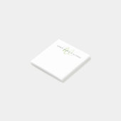 Moderne grüne Schreibschrift-Monogramm Post-it Klebezettel (angewinkelt)