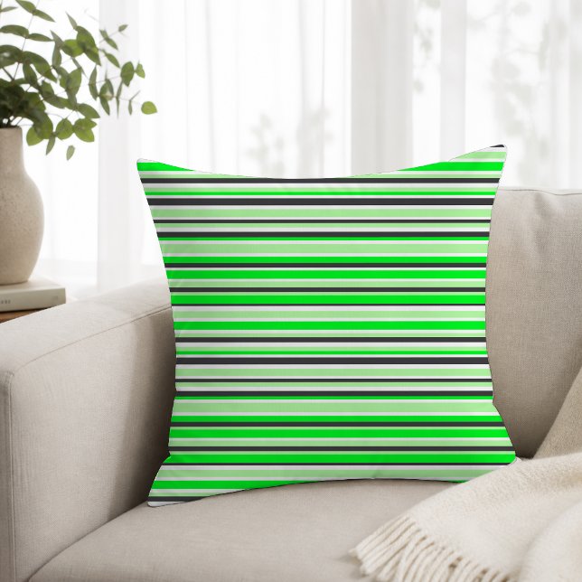 Moderne grüne Streifen Kissen (Von Creator hochgeladen)