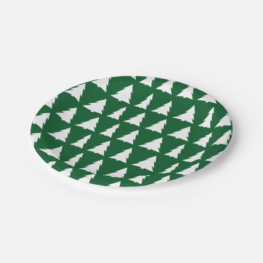 Moderne, grüne, weiße Baumuster-Feier Pappteller (Schrägansicht)