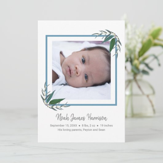 Moderne Grünpflanzen New Baby Boy Foto Birth Ankündigung (Stehend Vorderseite)