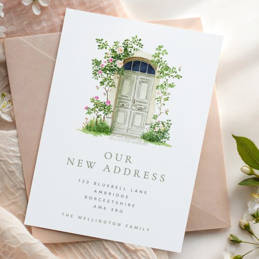 Moderne Grüntür und Rose Ankündigung