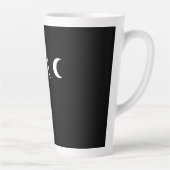 Moderne Halbmonde Schwarz-Weiß-Monogramm Milchtasse (Rechts)