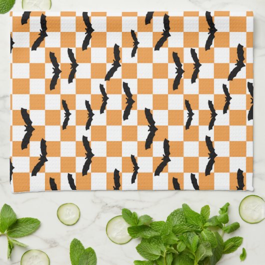 Moderne Halloween Spookobas Orange Checkerboard Geschirrtuch (Gefaltet)