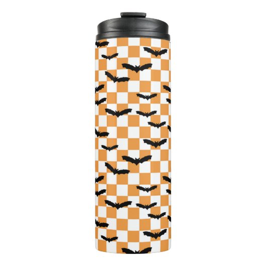 Moderne Halloween Spookobas Orange Checkerboard Thermosbecher (Vorderseite)