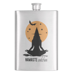 Moderne Halloween-Yoga-Hexe Flachmann