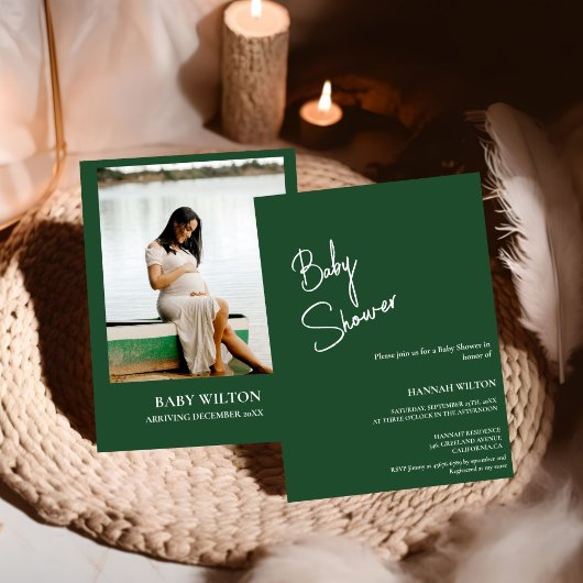 Moderne handgeschriebene Emerald-Green-Babydusche Einladung