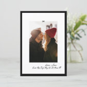 Moderne handgeschriebene kleine Bogen-Foto-Speiche Save The Date (Stehend Vorderseite)