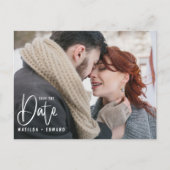 Moderne handgeschriebene monochrome Foto Hochzeits Postkarte (Vorderseite)