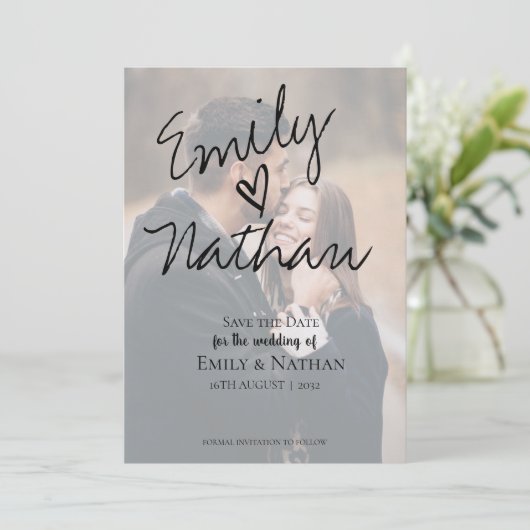 Moderne handgeschriebene Script-Foto Save the Date (Stehend Vorderseite)