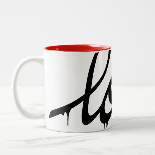 Moderne handgeschriebene Script-Liebe Ihren Namen Zweifarbige Tasse (Links)