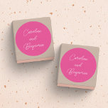 Moderne Handschrift für Hochzeitsskripte Hot Pink Runder Aufkleber<br><div class="desc">Stilvolle moderne Handschrift für Hochzeitsskripte Klassische Rundsticker in Hot Pink</div>