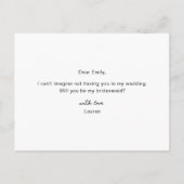 Moderne Handschrift wird meine Bridesmaid sein Einladungspostkarte (Rückseite)