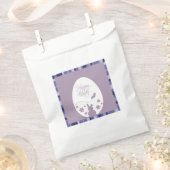 Moderne Happy Easter Pastel Lila Geschenktütchen (Ausgeschnitten)