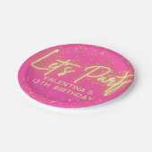 Moderne, heiß rosa Neonglühen Lasst uns Party Gebu Pappteller (Schrägansicht)