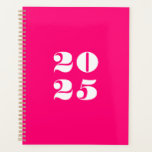 Moderne, heiß rosa Sonderjahrsstylische Typografie Planer<br><div class="desc">Minimalistisches heißrosa,  fuchsia,  magenta und weiß moderne fett stylish typografie Nummern Custom Year Planner. Benutzerdefinierter weißer Text,  Zahlen,  schlichter Hintergrund in heiß rosa. Sie können es mit Ihren Initialen,  Monogramm,  Jahr,  etc. personalisiert oder einfach den Text löschen,  und die schlichte schwarze Farbe verlassen.</div>