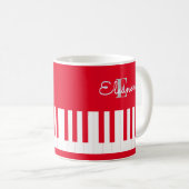 Moderne helle rote Klaviertasten monogrammiert Kaffeetasse (VorderseiteRechts)