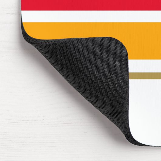 Moderne, hellgelbe Streifen auf weiß Mousepad (Ecke)