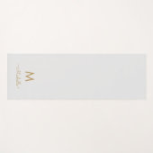 Moderne hellgraue goldene Schriftmonogramm Yogamatte (Vorderseite (Horizontal))