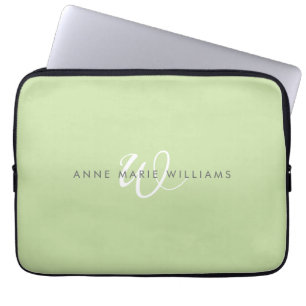 Moderne hellgrüne weiße Schriftmonogramm Laptopschutzhülle