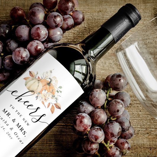 Moderne Herbstpumpen und Blume Weinetikett